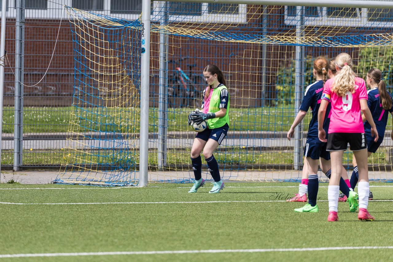 Bild 264 - wCJ Osterroenfelder TSV - VfL Pinneberg : Ergebnis: 0:15